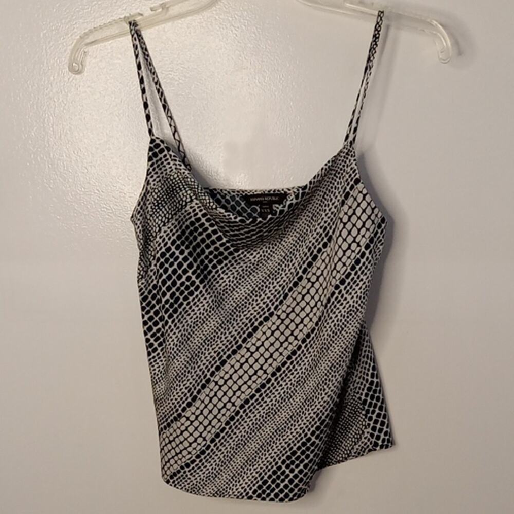Banana Republic Factory Women's XXS Stylish Black and White Top. Summer,